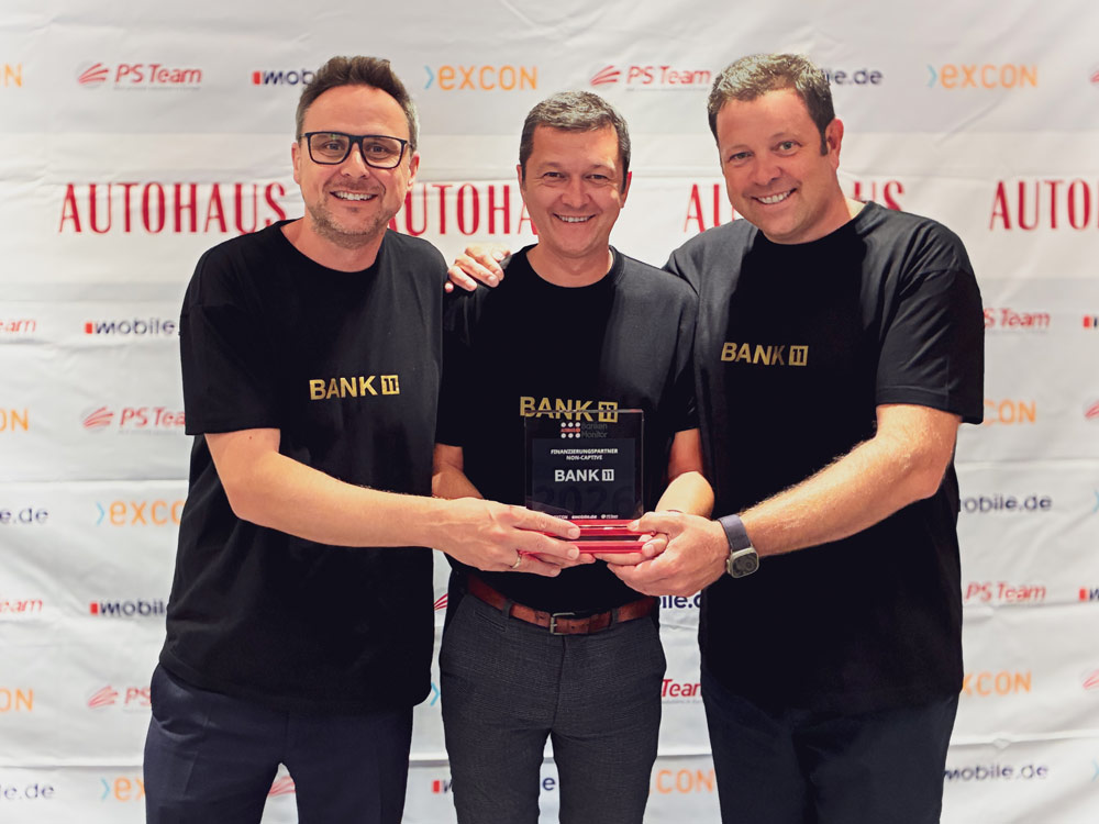 Bank11-Team mit Award bei einer Branchenveranstaltung